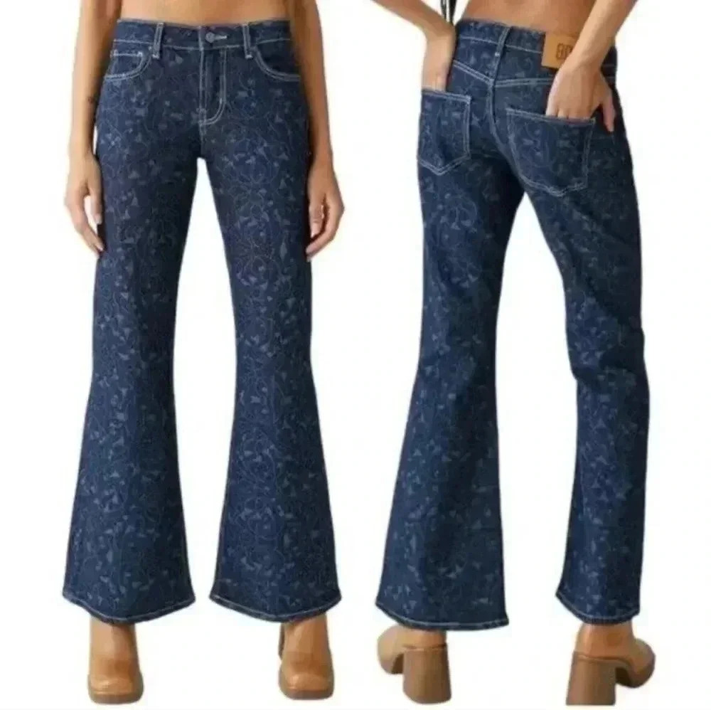 BDG Anthropologie Low-Rise Flare Vintage inspired Jeans(24)